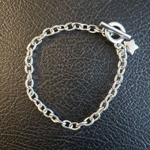 ⭐2 for $15⭐ Silver coloured chain bracelet with star charm